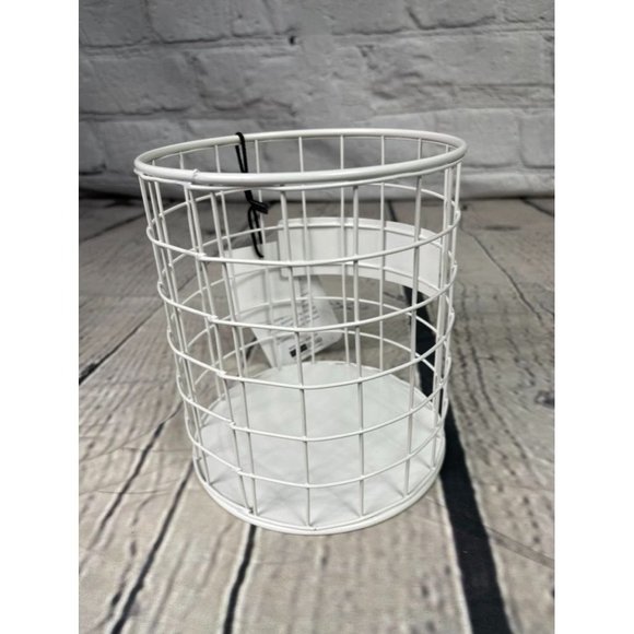 NWT Rae Dunn TOOLS Container - Picture 3 of 3